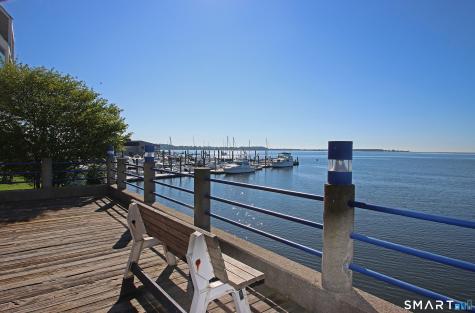 14 Harbour Close New Haven CT 06519