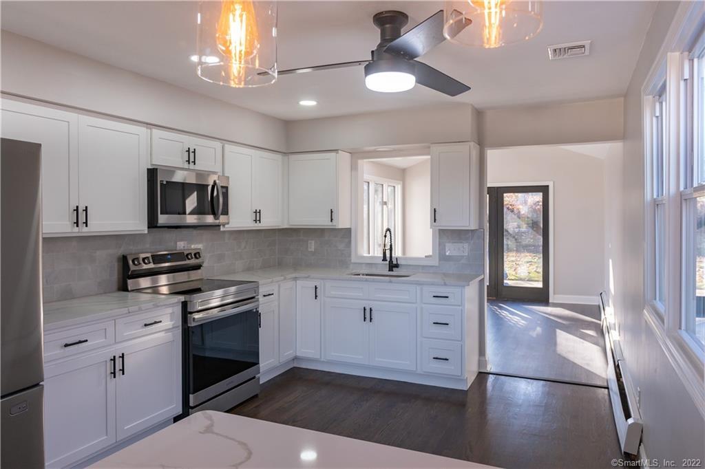 54 Robart Street West Haven CT 06516