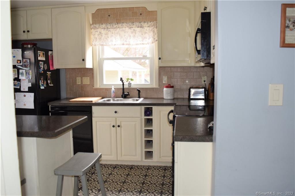 26 Clyde Road Manchester CT 06042