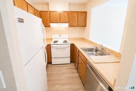 175 Mill Pond Road Hamden CT 06514