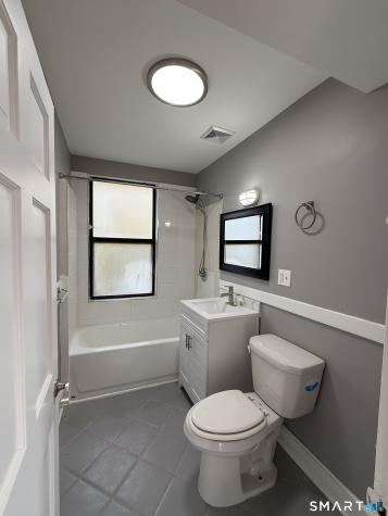 72 Cedar Street Hartford CT 06106