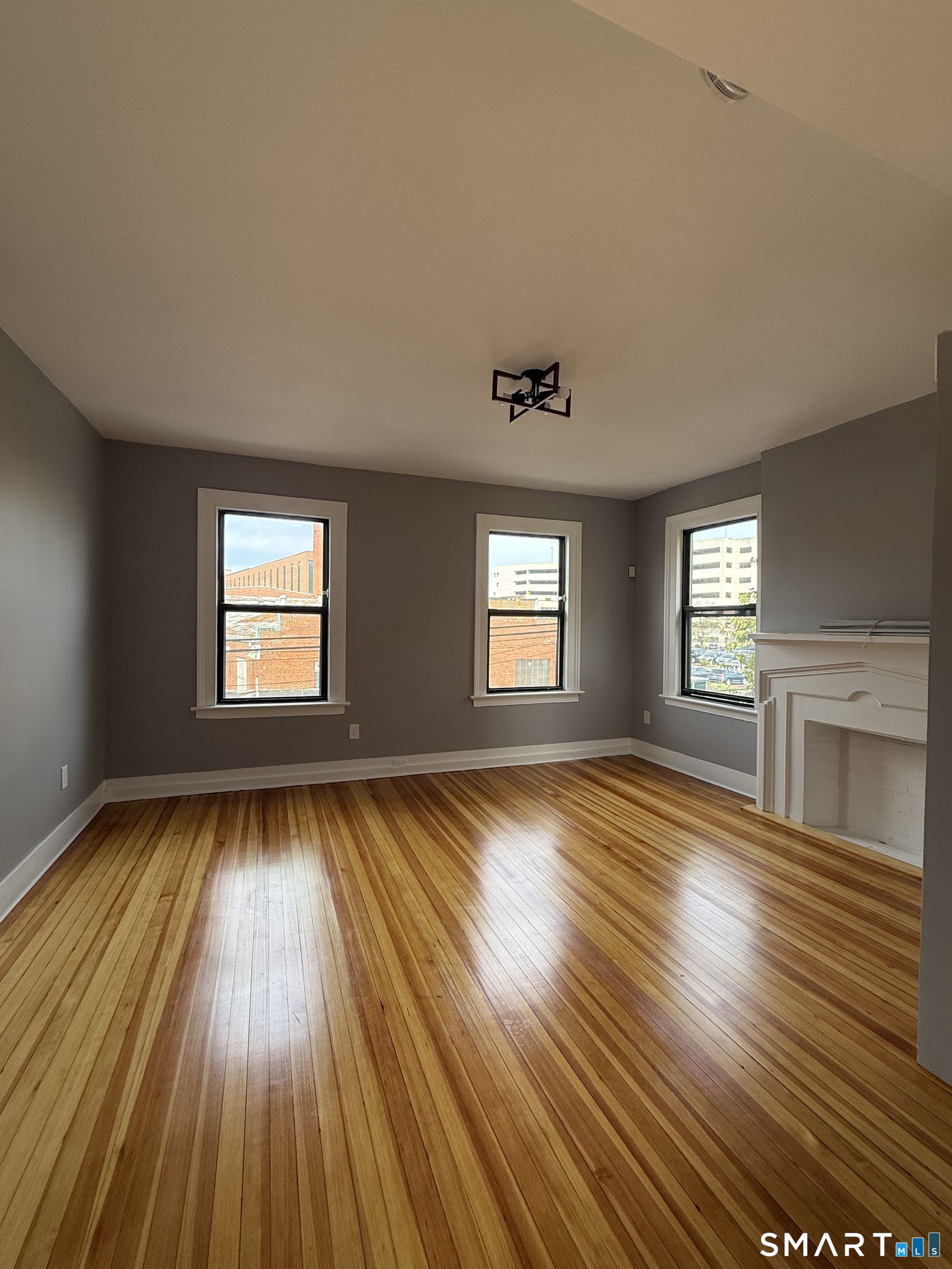 72 Cedar Street Hartford CT 06106