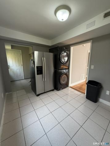 72 Cedar Street Hartford CT 06106