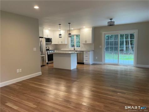 12 Sleepy Hollow Pentway Ledyard CT 06335