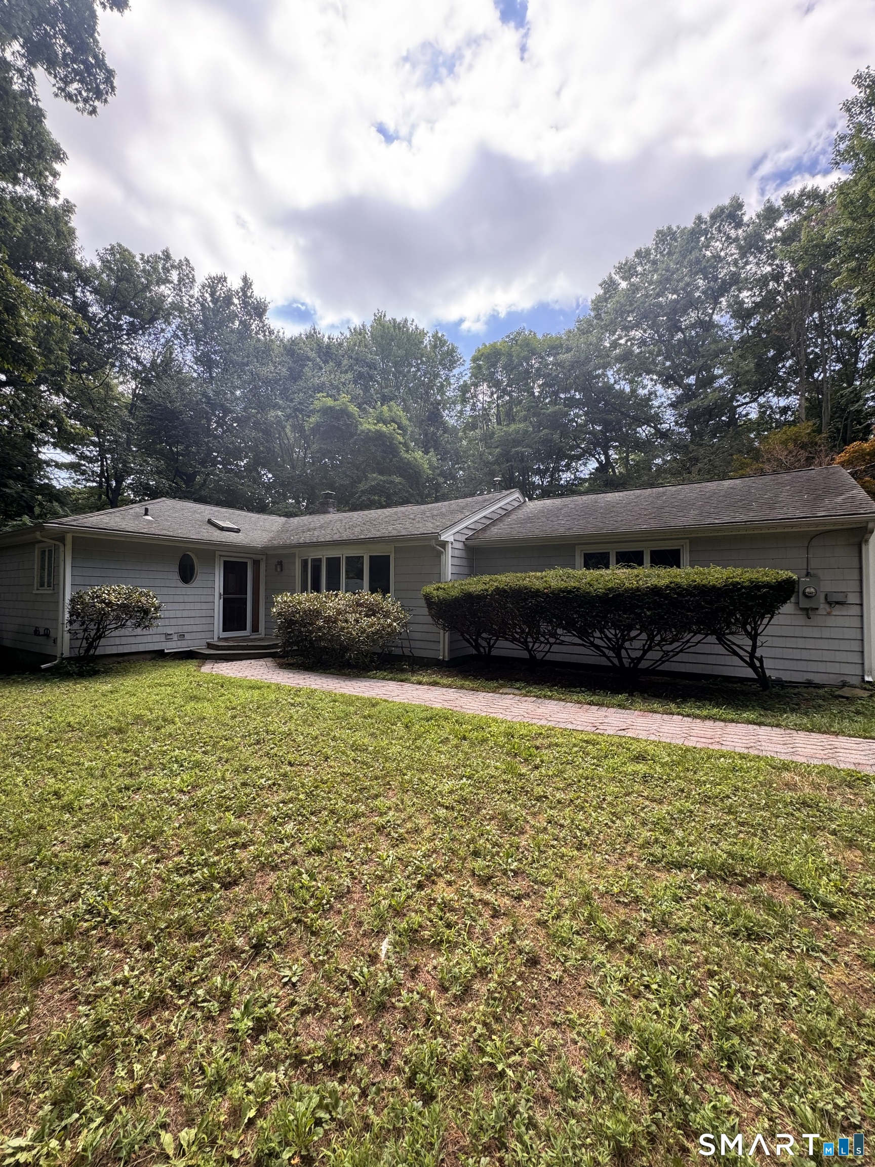8 Midwood Road Norwalk CT 06851