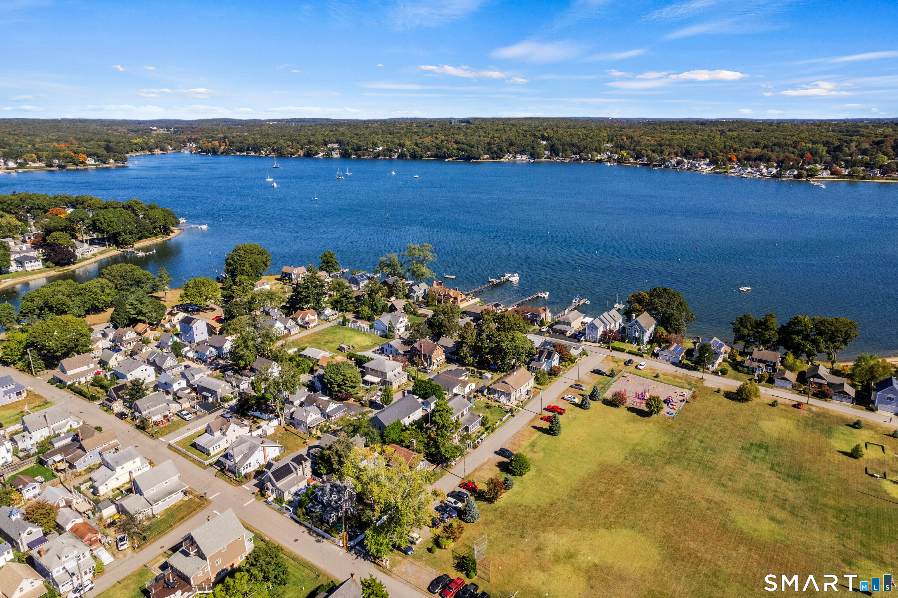 14 High Street East Lyme CT 06357