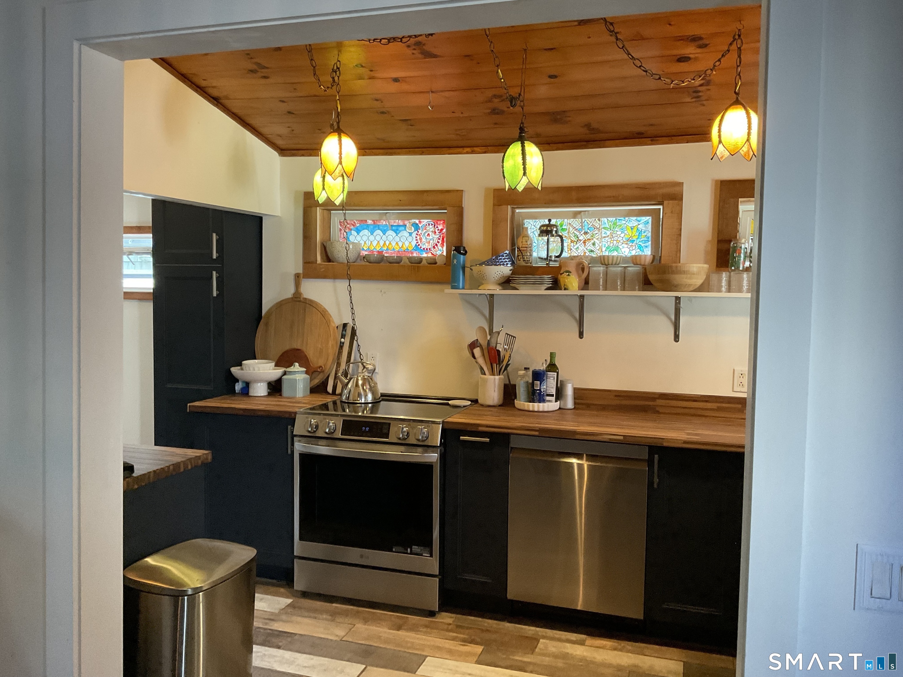 14 High Street East Lyme CT 06357