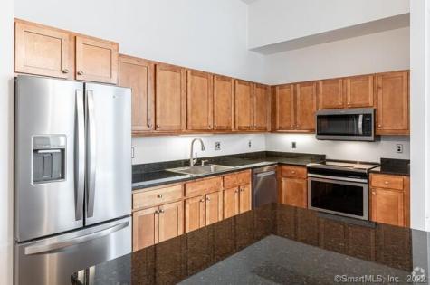 15 Dinah Street West Hartford CT 06107