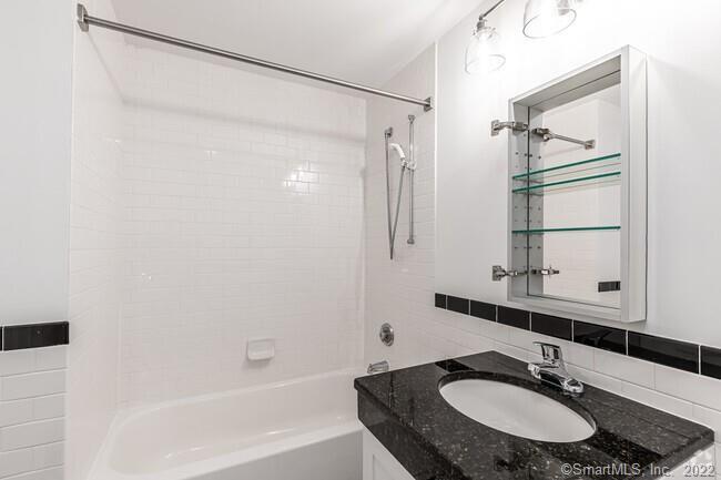 15 Dinah Street West Hartford CT 06107