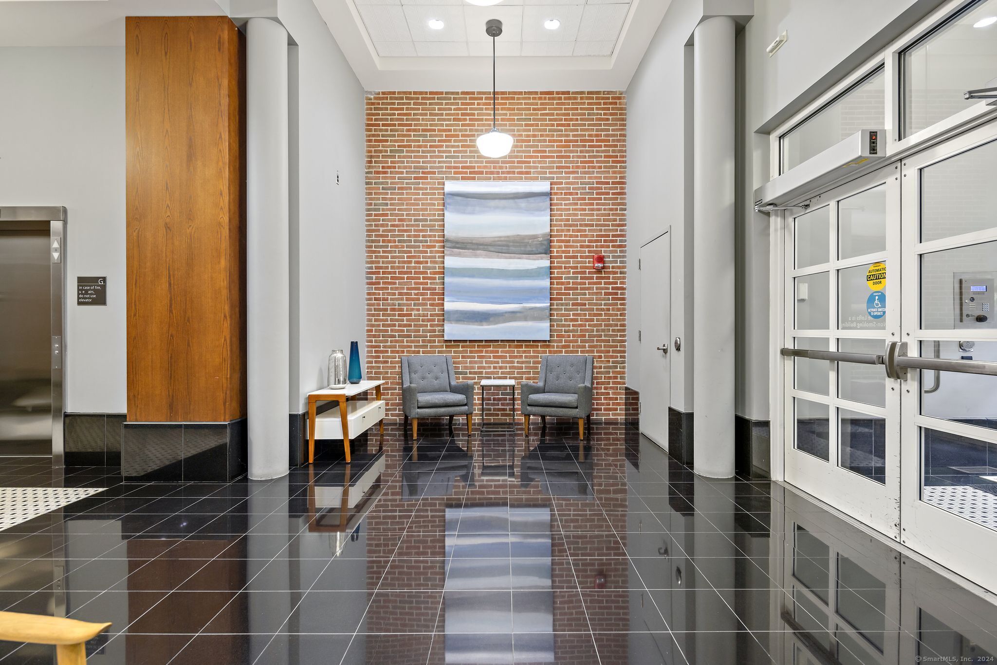 15 Dinah Street West Hartford CT 06107