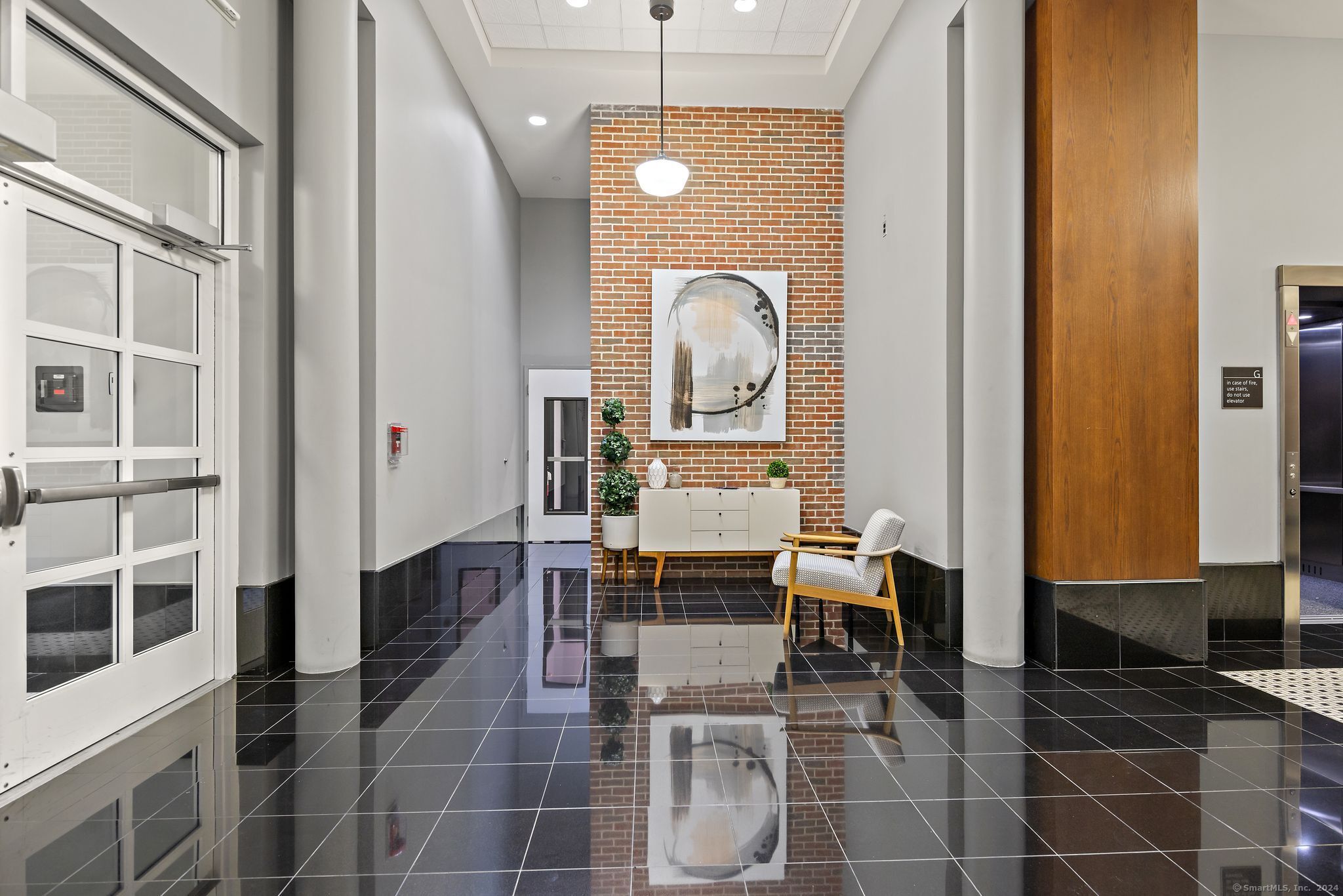 15 Dinah Street West Hartford CT 06107