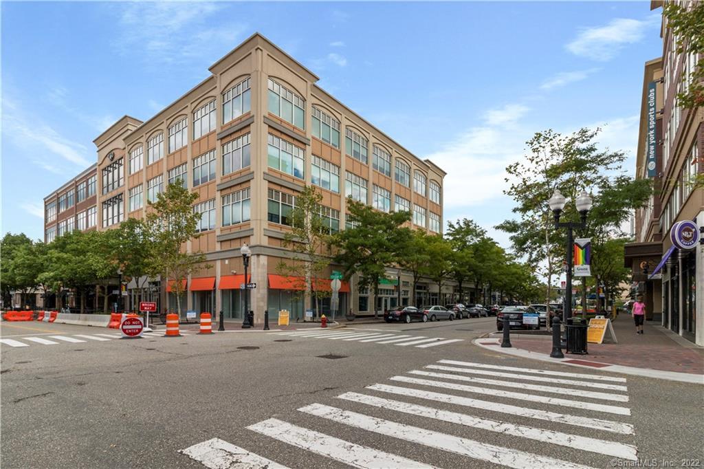 15 Dinah Street West Hartford CT 06107