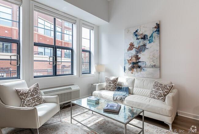 15 Dinah Street West Hartford CT 06107