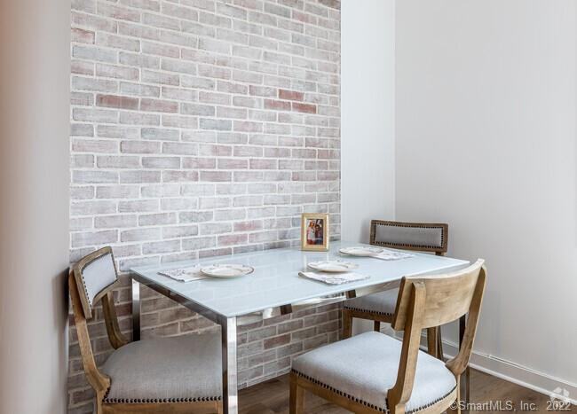 15 Dinah Street West Hartford CT 06107