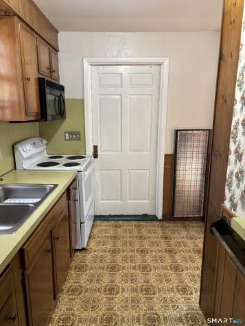 28 Carpenter Road New Hartford CT 06057