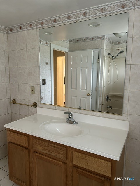 42 Girard Avenue Waterbury CT 06704