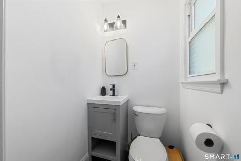 130 Deramo Place Bridgeport CT 06606