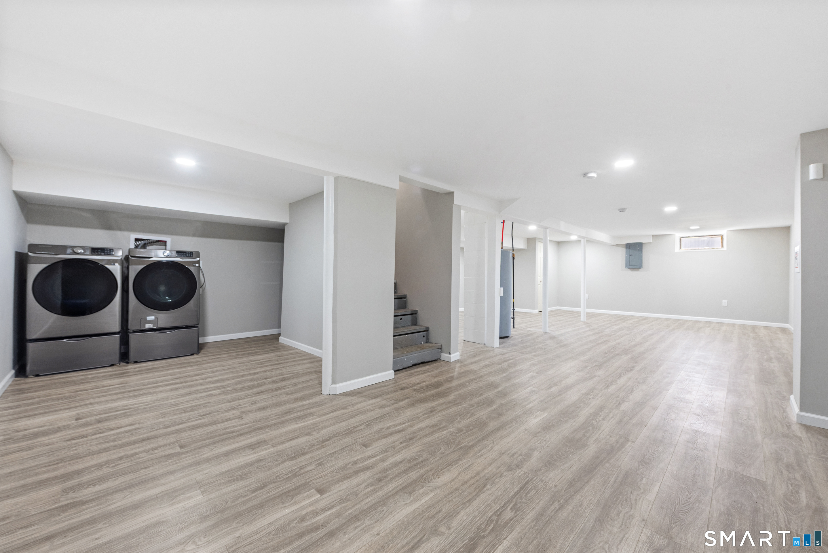 130 Deramo Place Bridgeport CT 06606