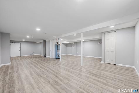 130 Deramo Place Bridgeport CT 06606