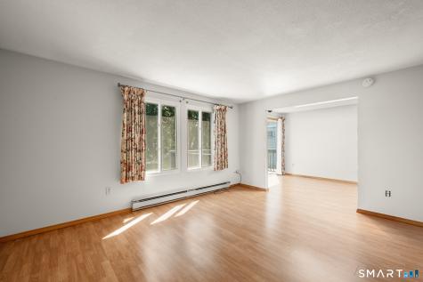 72 Cinnamon Springs South Windsor CT 06074