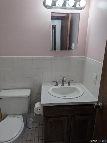36 Thompson Road Manchester CT 06040