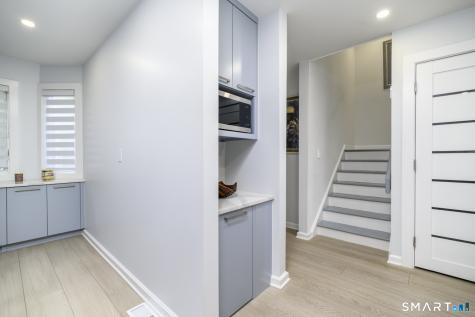 566 Newfield Avenue Stamford CT 06905