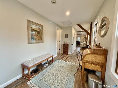 4 Main South Street Woodbury CT 06798