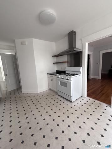 86 Hinman Street West Haven CT 06516