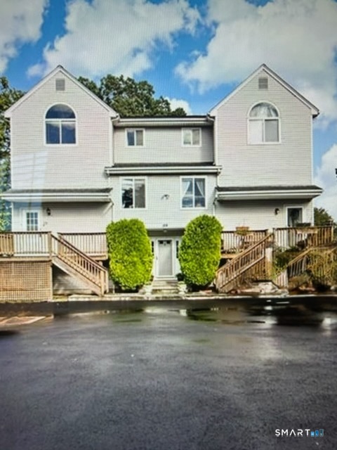 158 Seaside Avenue Stamford CT 06902