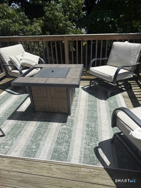 158 Seaside Avenue Stamford CT 06902