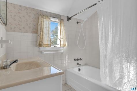 14 Neptune Avenue Madison CT 06443