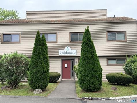 17 Greenbriar Drive Farmington CT 06032