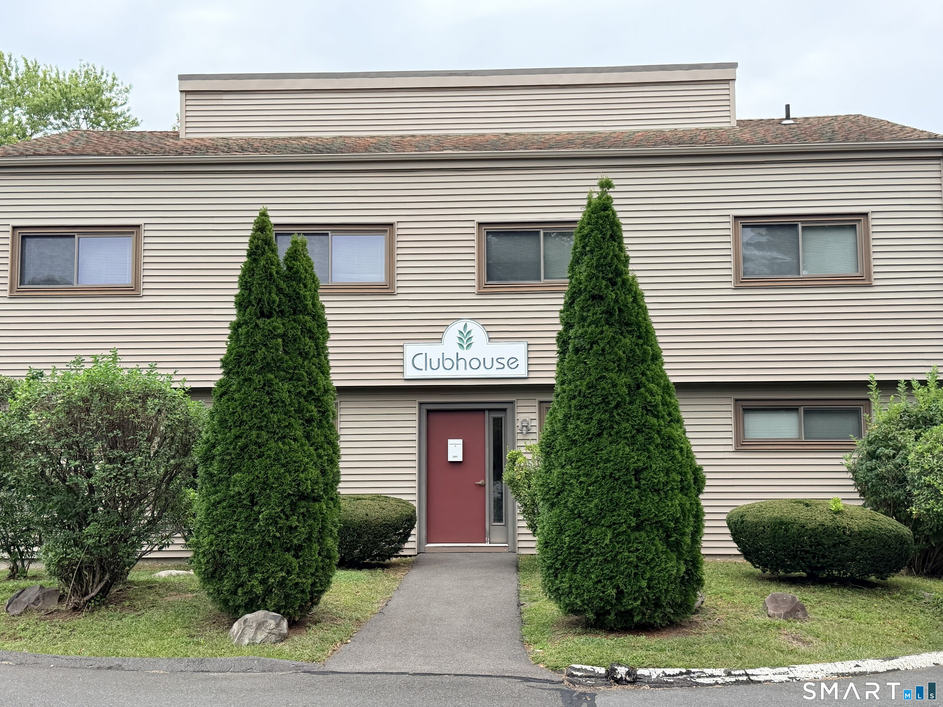 17 Greenbriar Drive Farmington CT 06032