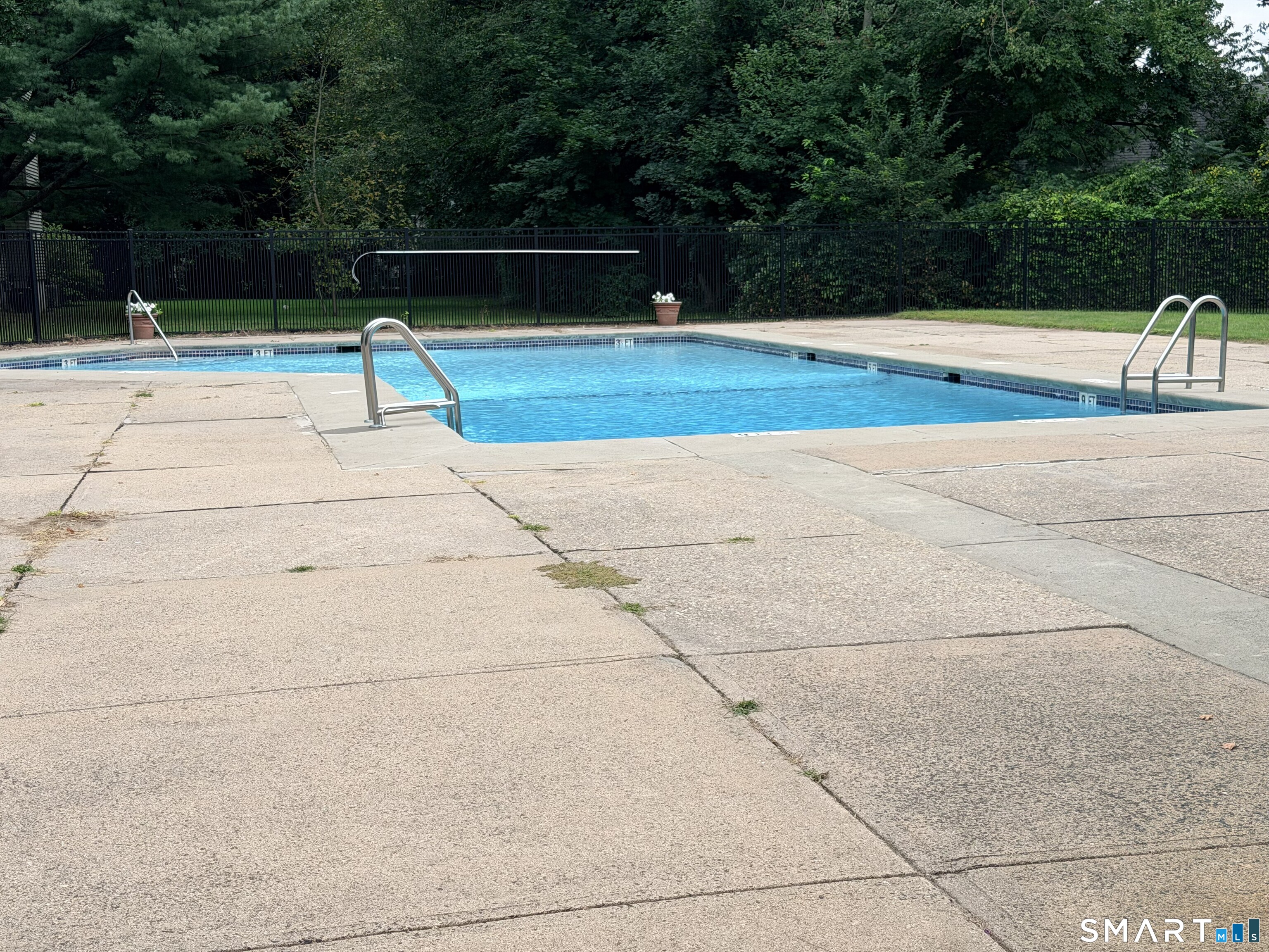 17 Greenbriar Drive Farmington CT 06032