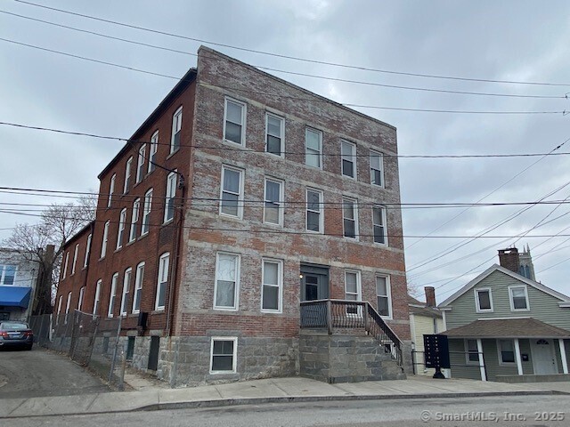 40 Pearl Street New London CT 06320