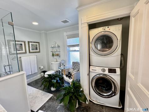 233 Rowayton Avenue Norwalk CT 06853