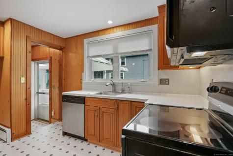 1 Chapman Avenue Waterford CT 06375