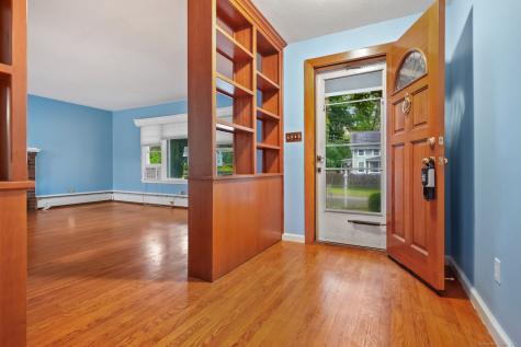 1 Chapman Avenue Waterford CT 06375
