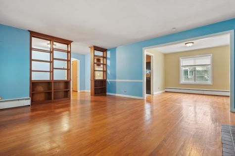 1 Chapman Avenue Waterford CT 06375