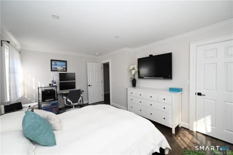 31 Carriage Drive Milford CT 06460