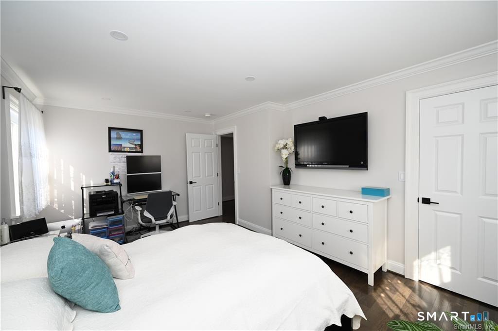31 Carriage Drive Milford CT 06460