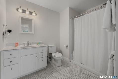 908 Stonington Road Stonington CT 06378