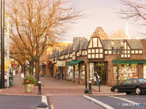 58 Maplewood Avenue West Hartford CT 06119