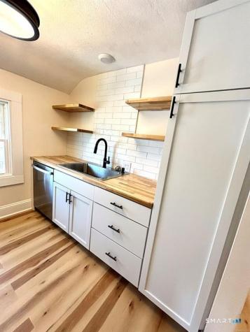 58 Maplewood Avenue West Hartford CT 06119