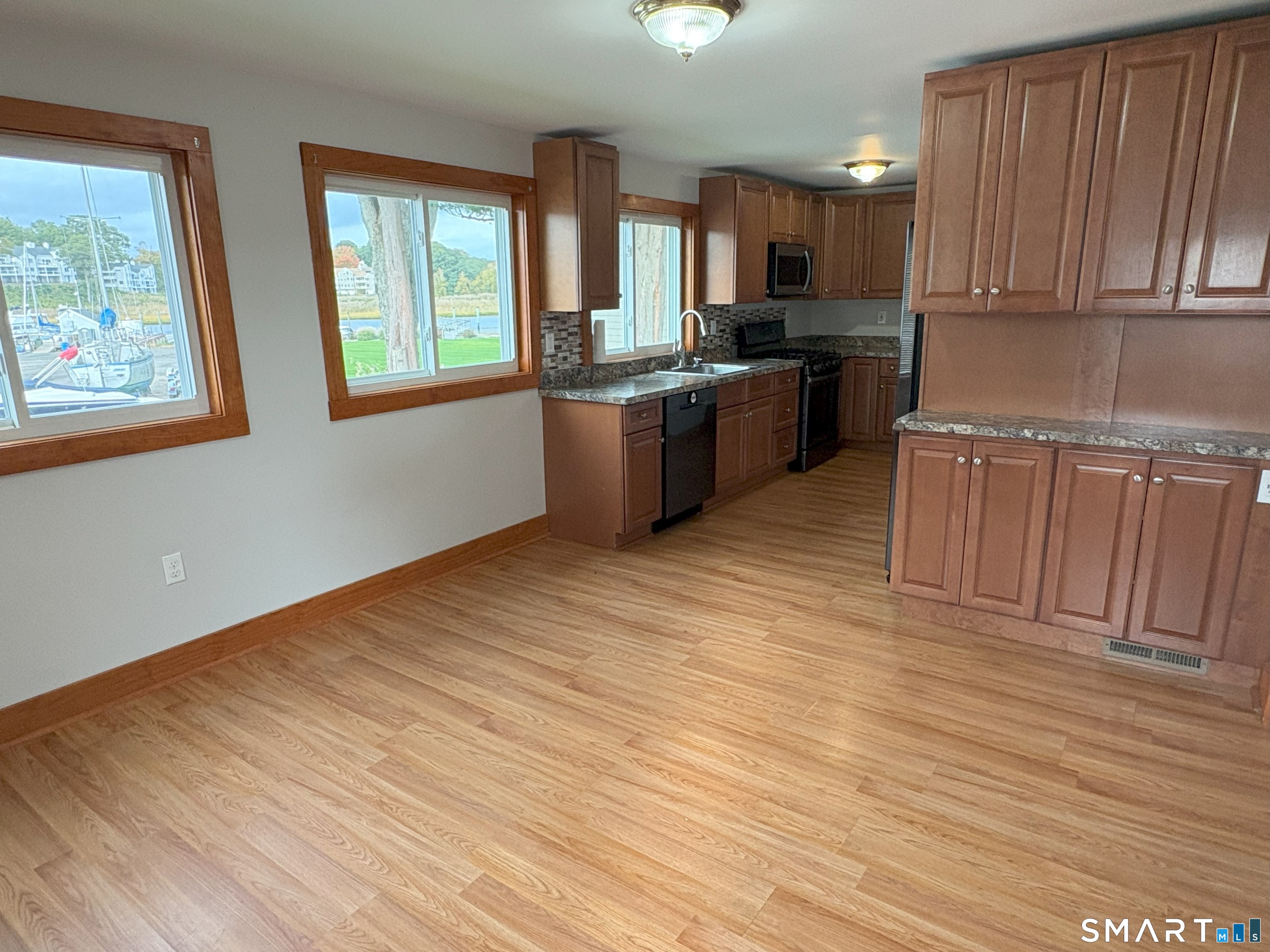 50 Goodsell Point Branford CT 06405