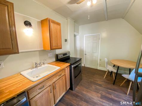 8 North Park Street Vernon CT 06066