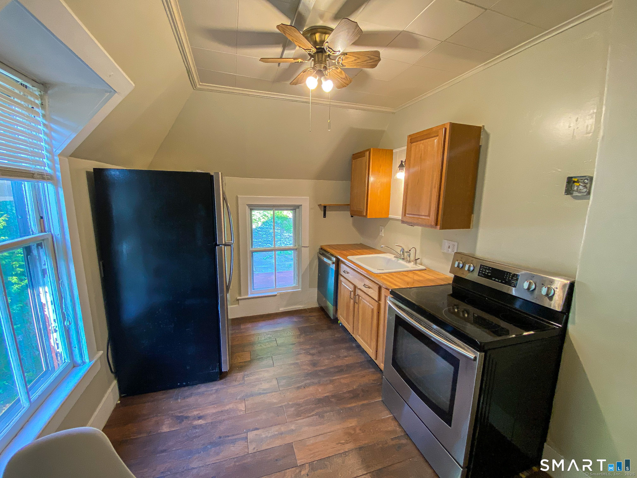 8 North Park Street Vernon CT 06066