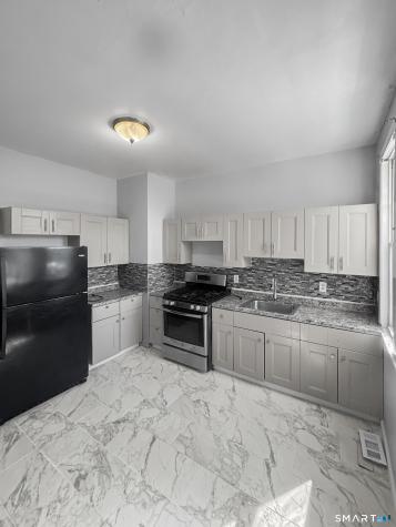 136 Washington Terrace Bridgeport CT 06604