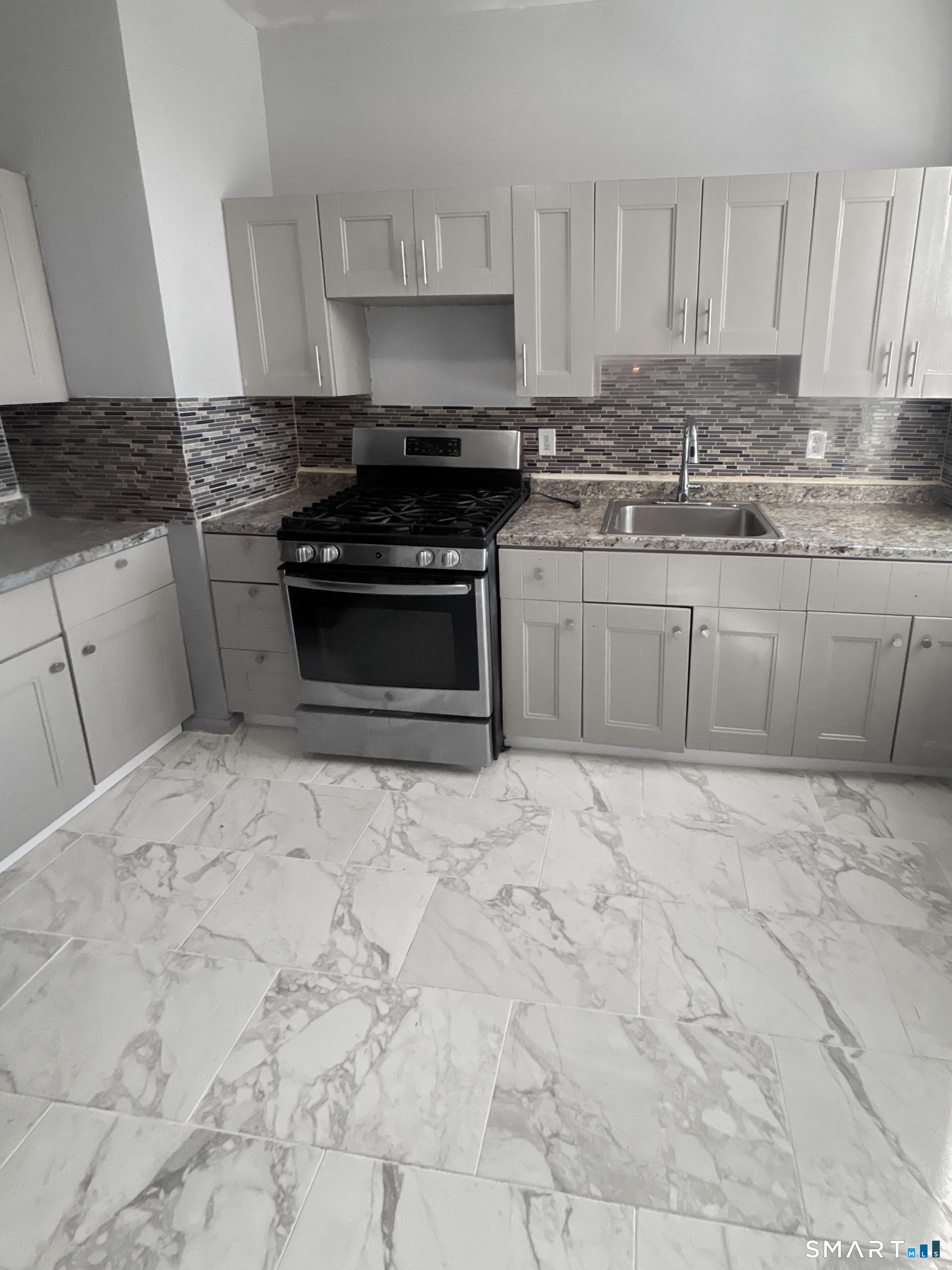 136 Washington Terrace Bridgeport CT 06604