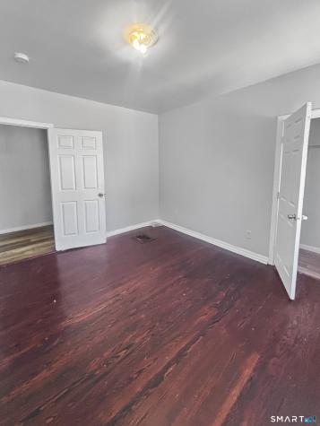 136 Washington Terrace Bridgeport CT 06604